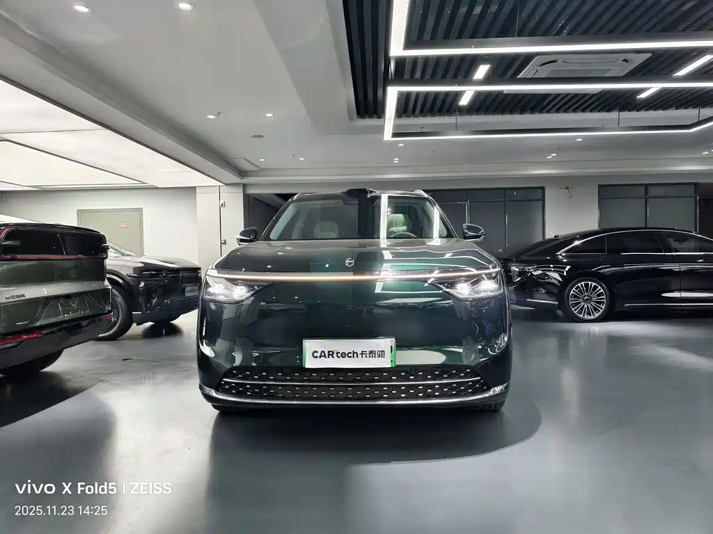 HONGMENG ZHIXING ASK THE WORLD M8