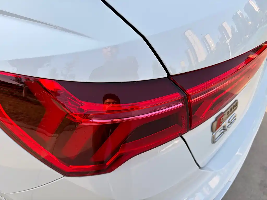 Audi Q3 2022 35 TFSI