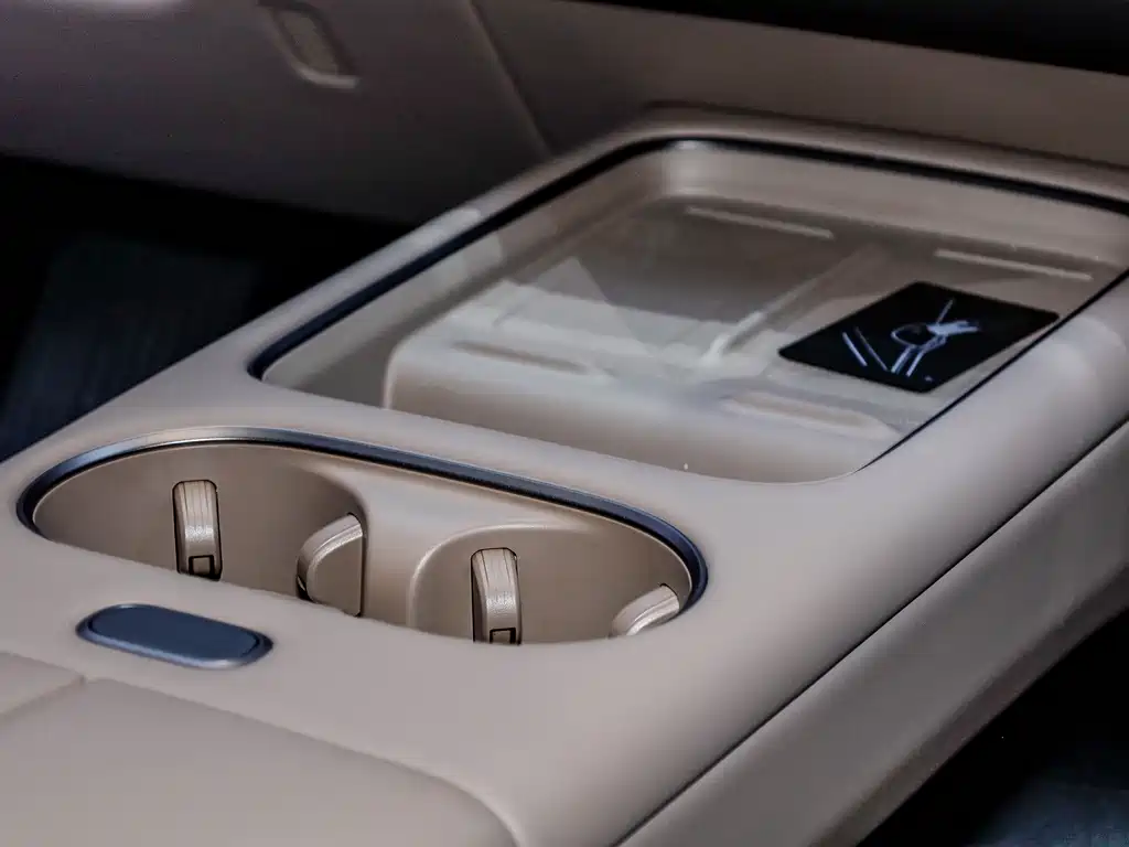 Li Auto Li i6 — миниатюра 19