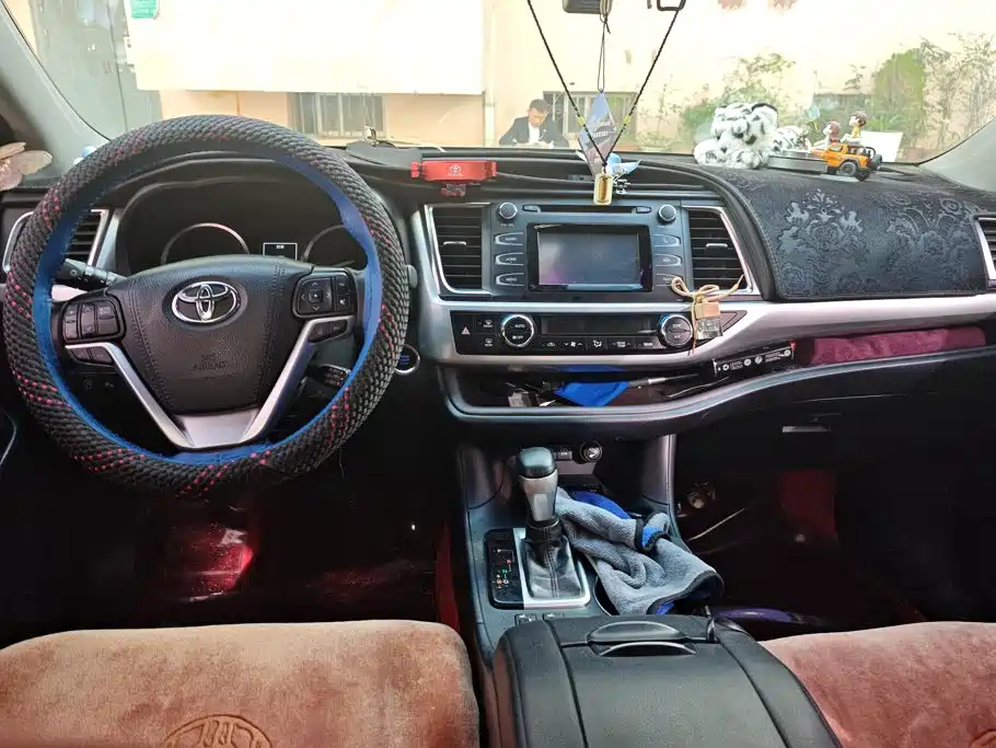 Toyota Highlander — миниатюра 12