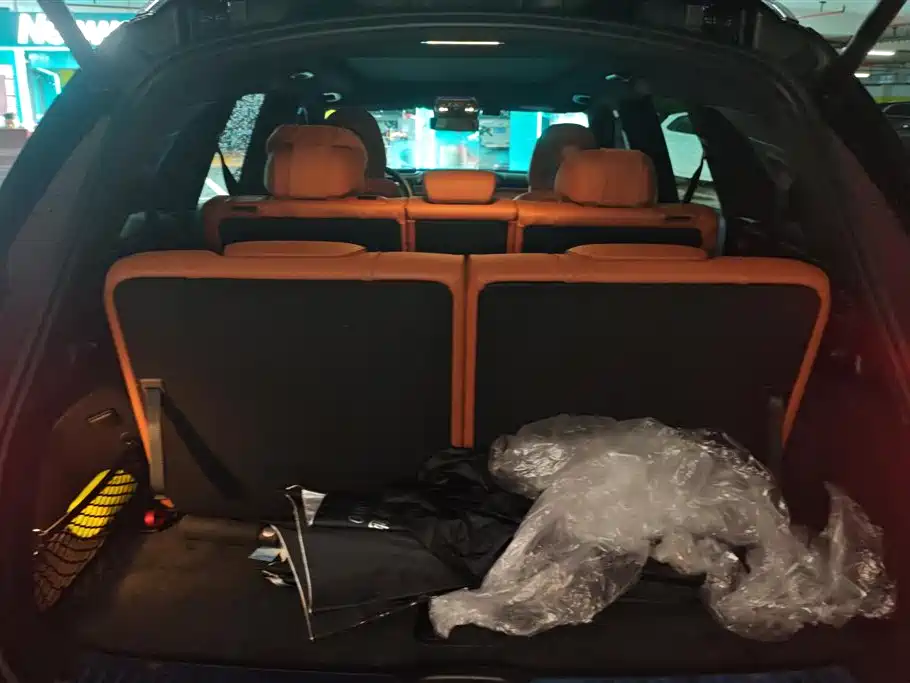 Mercedes-Benz GLC 2023 GLC 300 L 4MATIC Luxury 7 мест