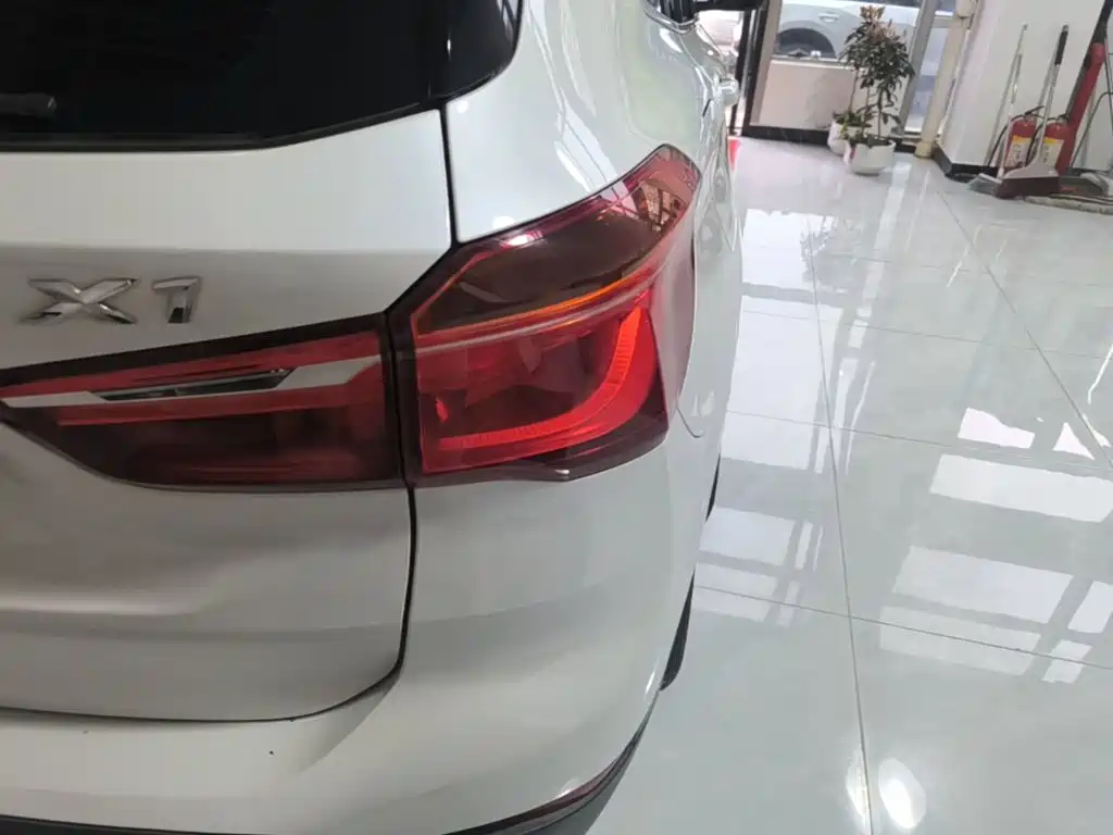 BMW X1 — миниатюра 8