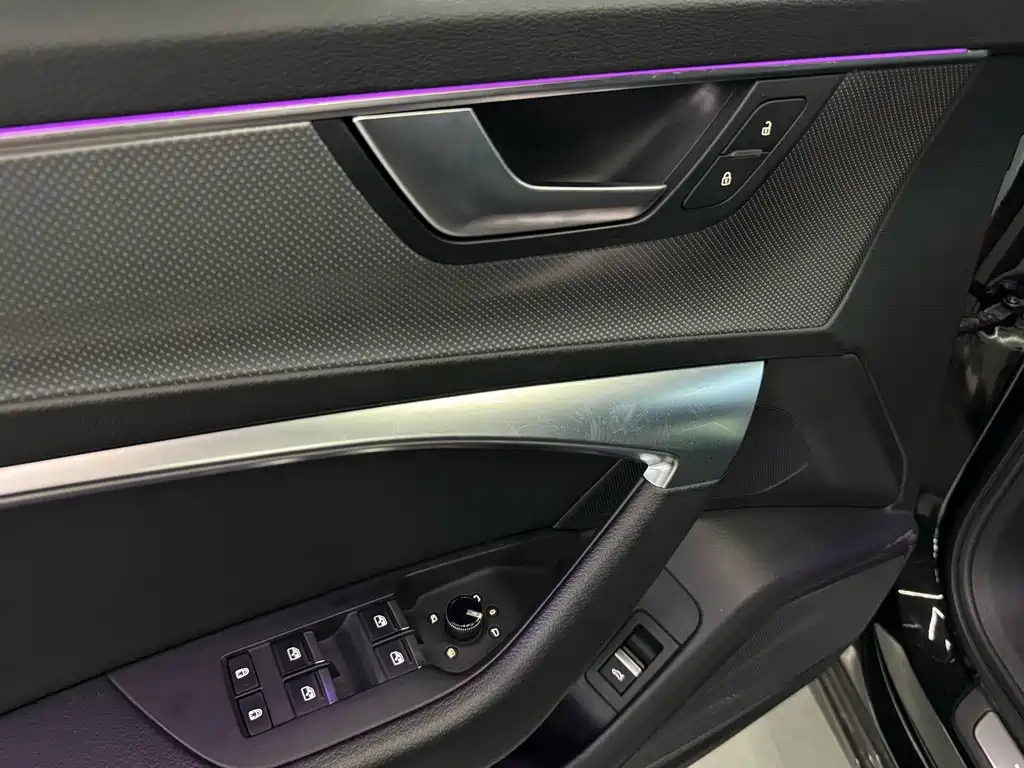 Audi A6L — миниатюра 21
