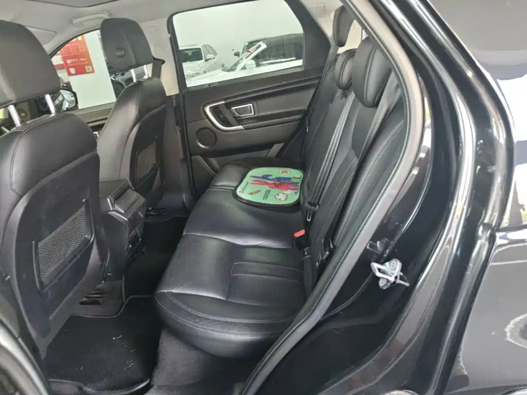 Land Rover Discovery Sport — миниатюра 17