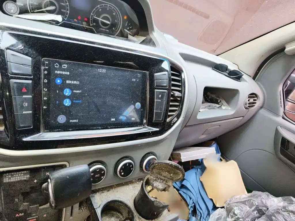 MAXUS V80 — миниатюра 6