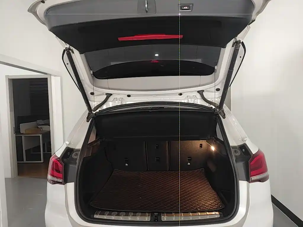 BMW X1 — миниатюра 19