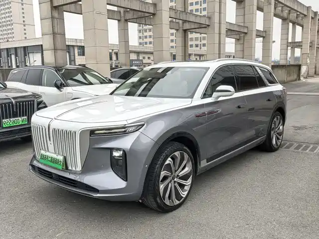 2022 Hongqi E-HS9