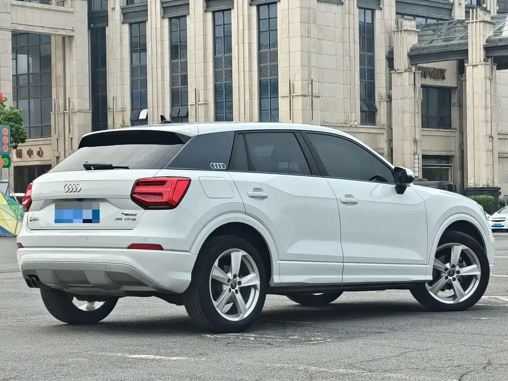 Audi Q2L — миниатюра 6