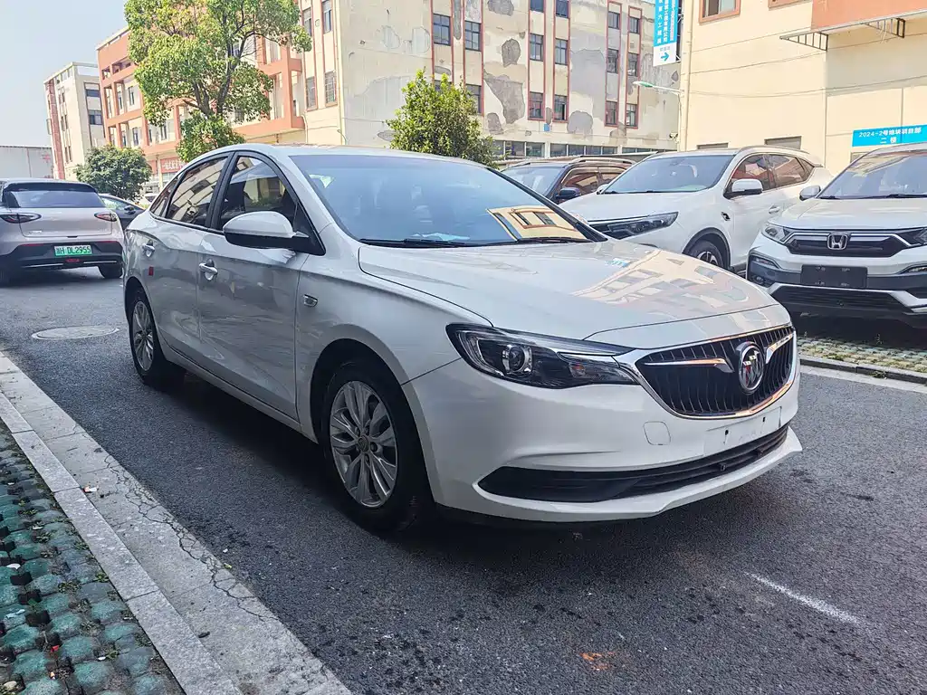 Buick Excelle — миниатюра 2