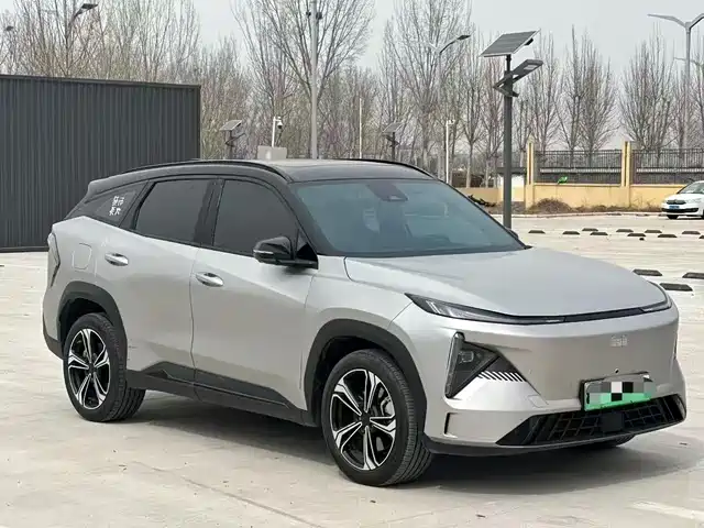 2023 Geely Galaxy L7