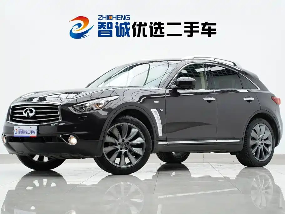 Infiniti QX70