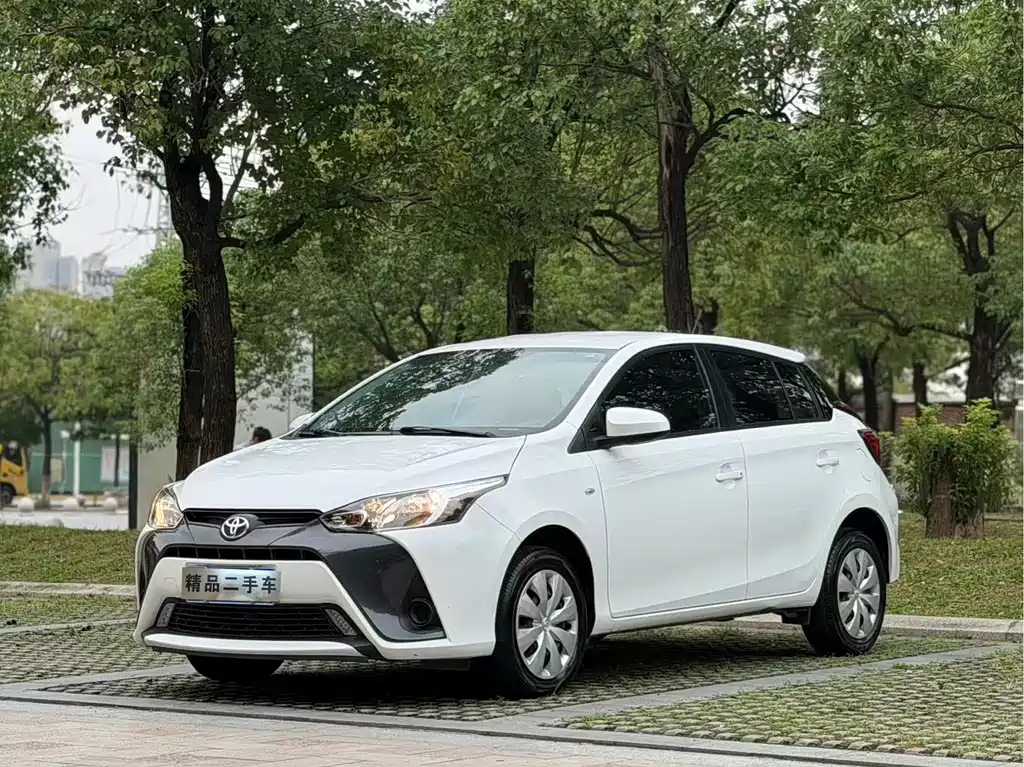 Toyota Yaris L