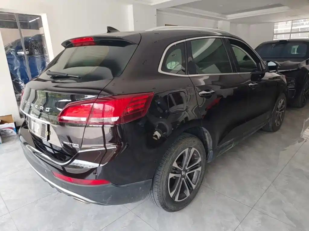Borgward BX7 — миниатюра 7
