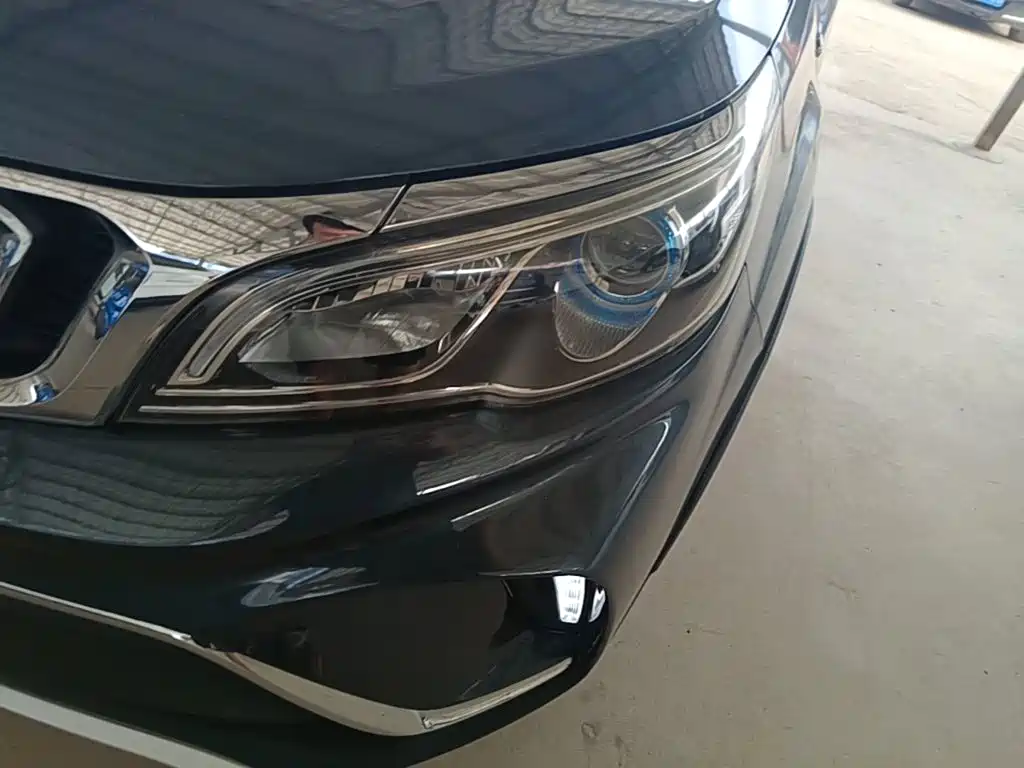Geely Vision X3 — миниатюра 24