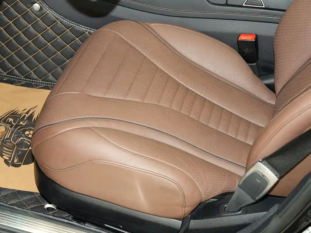 Mercedes-Benz S-Class — миниатюра 11