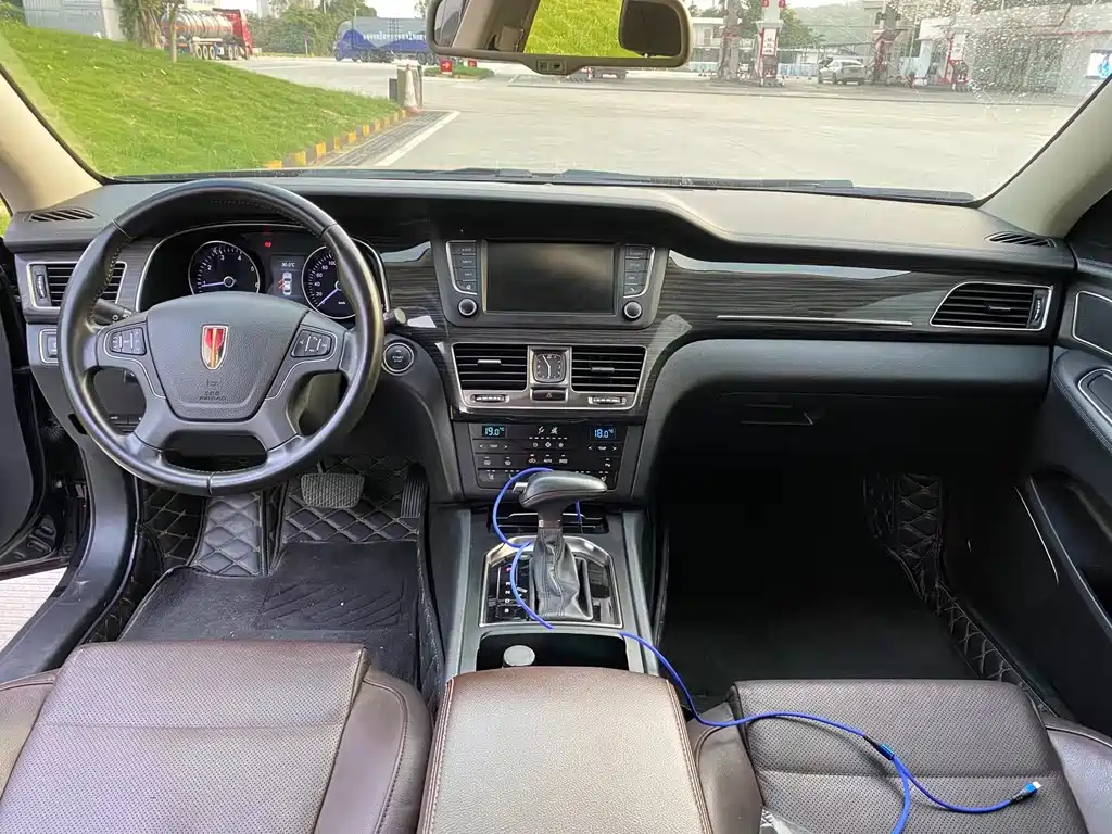 Hongqi Hongqi H7 — миниатюра 9