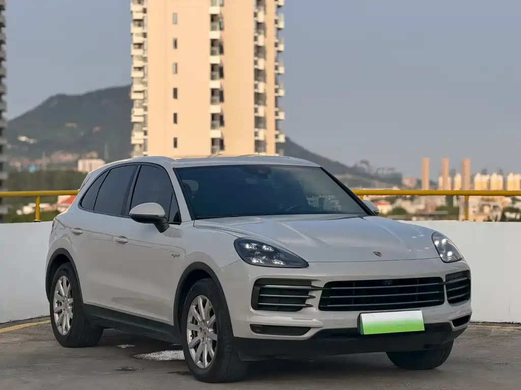 Porsche Cayenne Hybrid — миниатюра 3