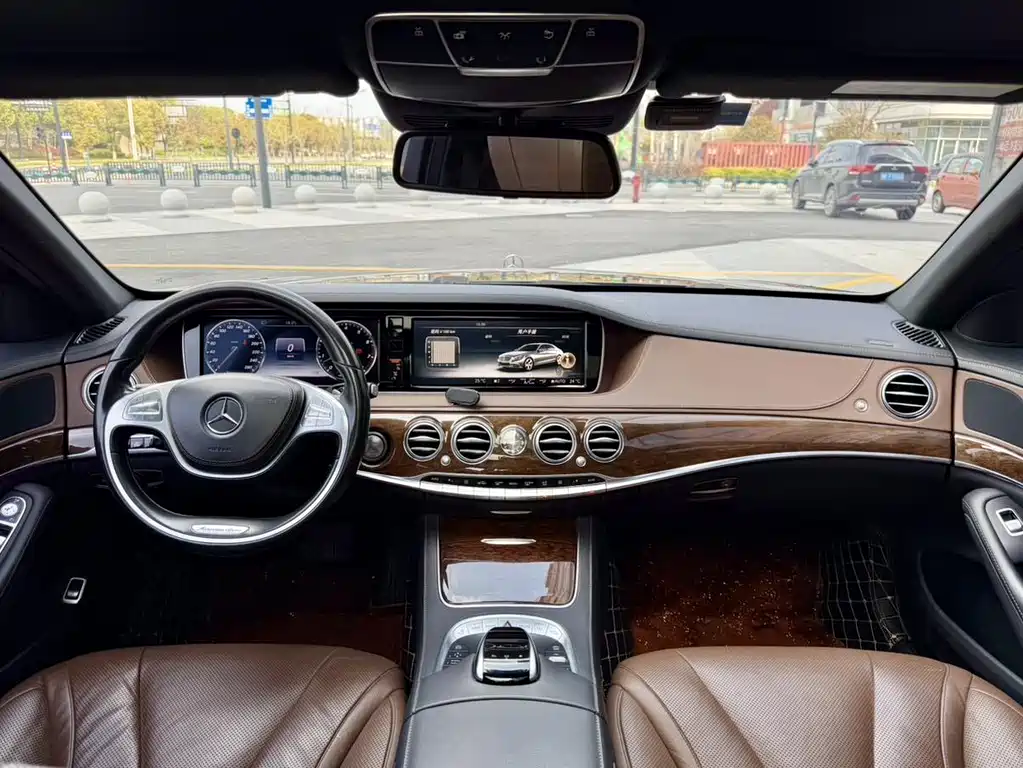 Mercedes-Benz S-Class — миниатюра 16