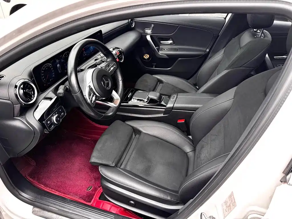 Mercedes-Benz A-Class — миниатюра 3