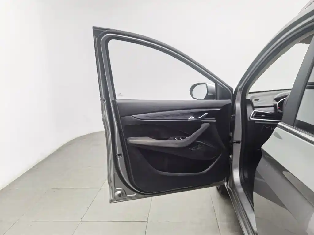 Baojun 360 — миниатюра 8