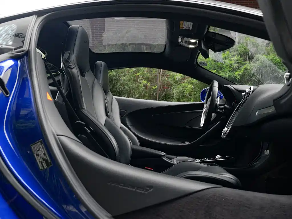 McLaren GT — миниатюра 15