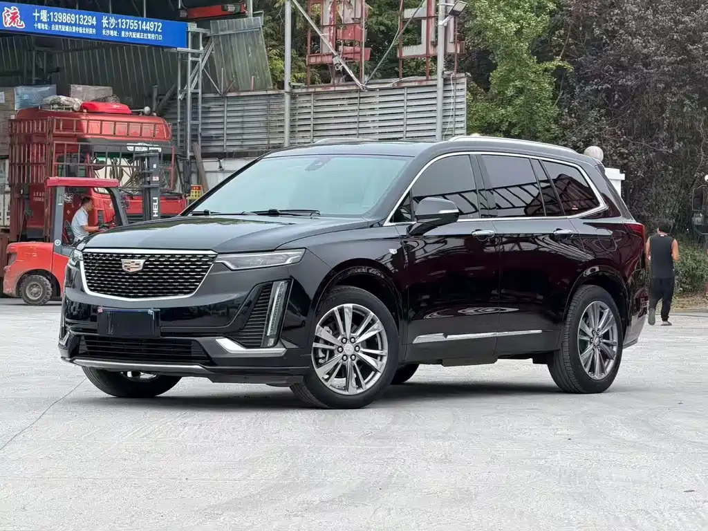 Cadillac XT6