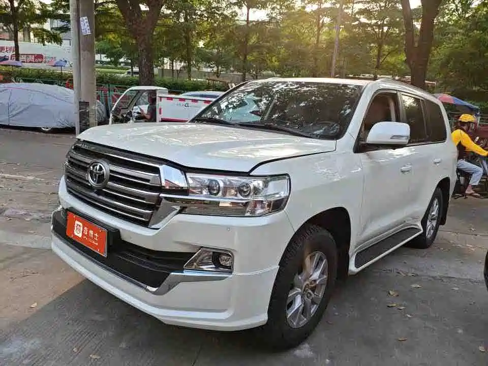 Toyota Land Cruiser 2018