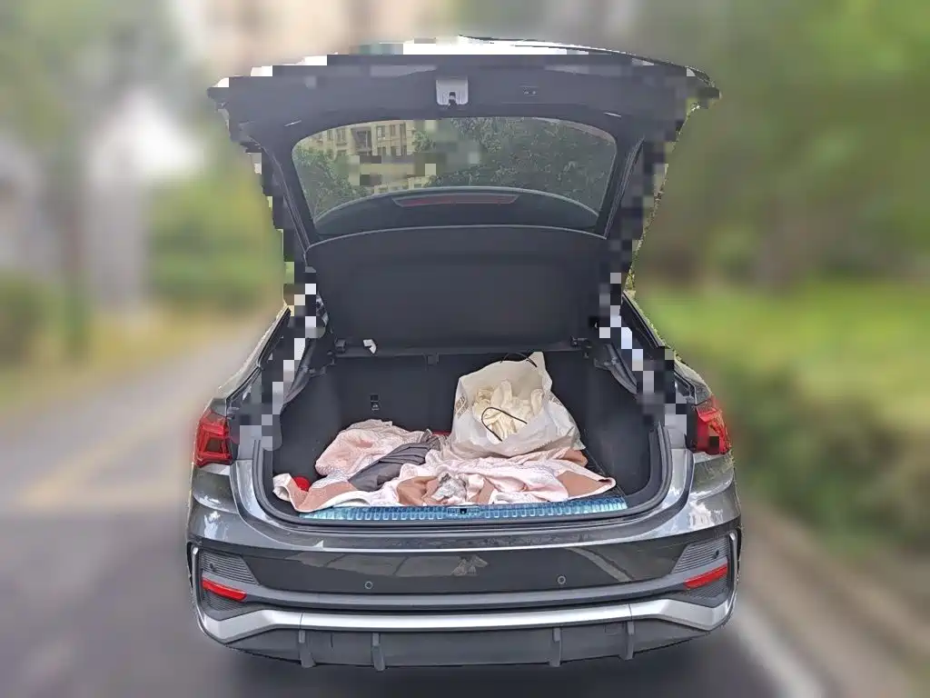 Audi Q3 Sportback — миниатюра 10