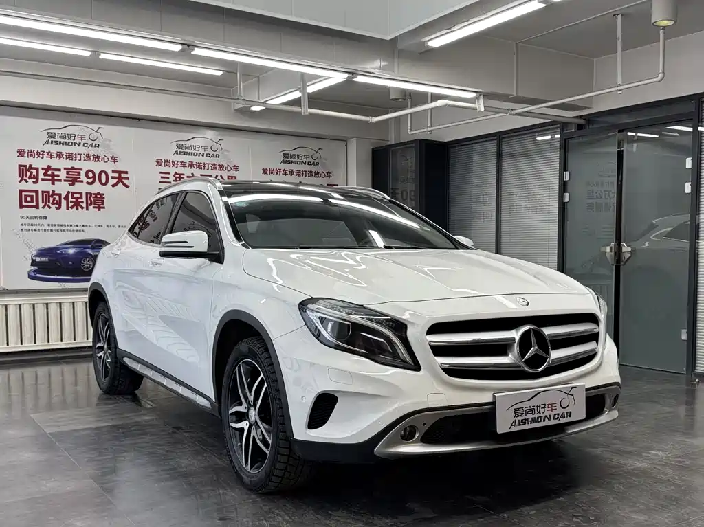 Mercedes-Benz GLA 2016 GLA 220 4MATIC Fashion