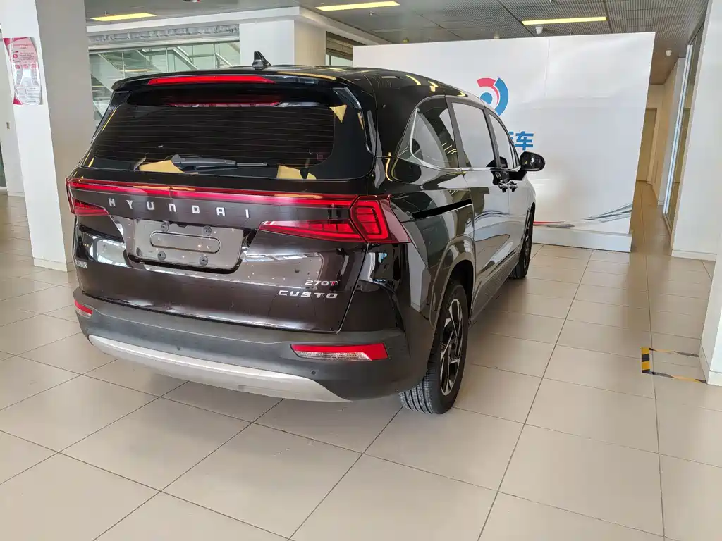 Hyundai Custo — миниатюра 27