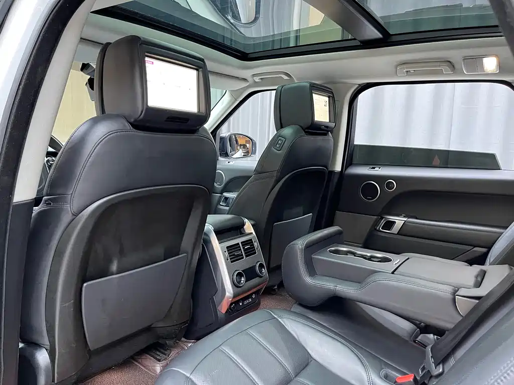 Land Rover Range Rover Sport 2018 3.0 SC V6 HSE DYNAMIC