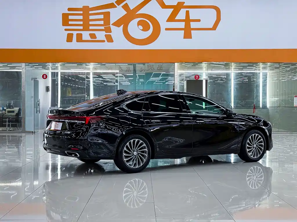 Buick LaCrosse — миниатюра 21
