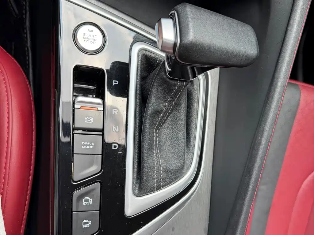 Changan Eado PLUS Blue Whale NE 1.4T GDI DCT Premium Type, фото 15