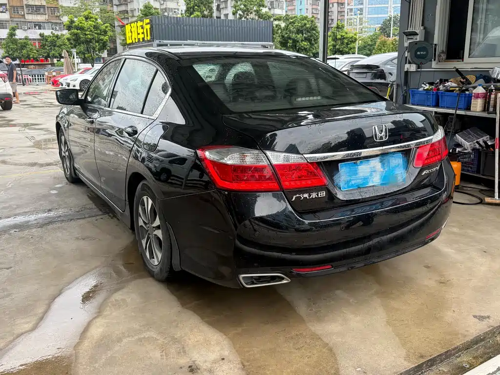 Honda Accord — миниатюра 3