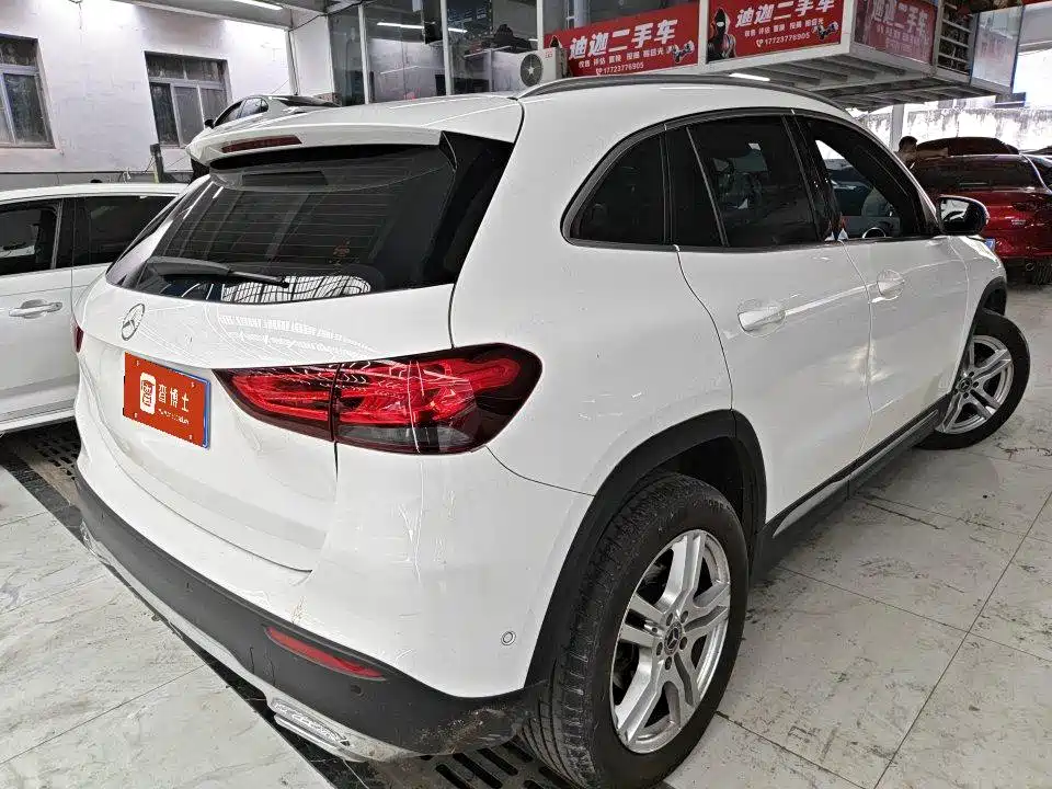 Mercedes-Benz GLA 2022 GLA 180