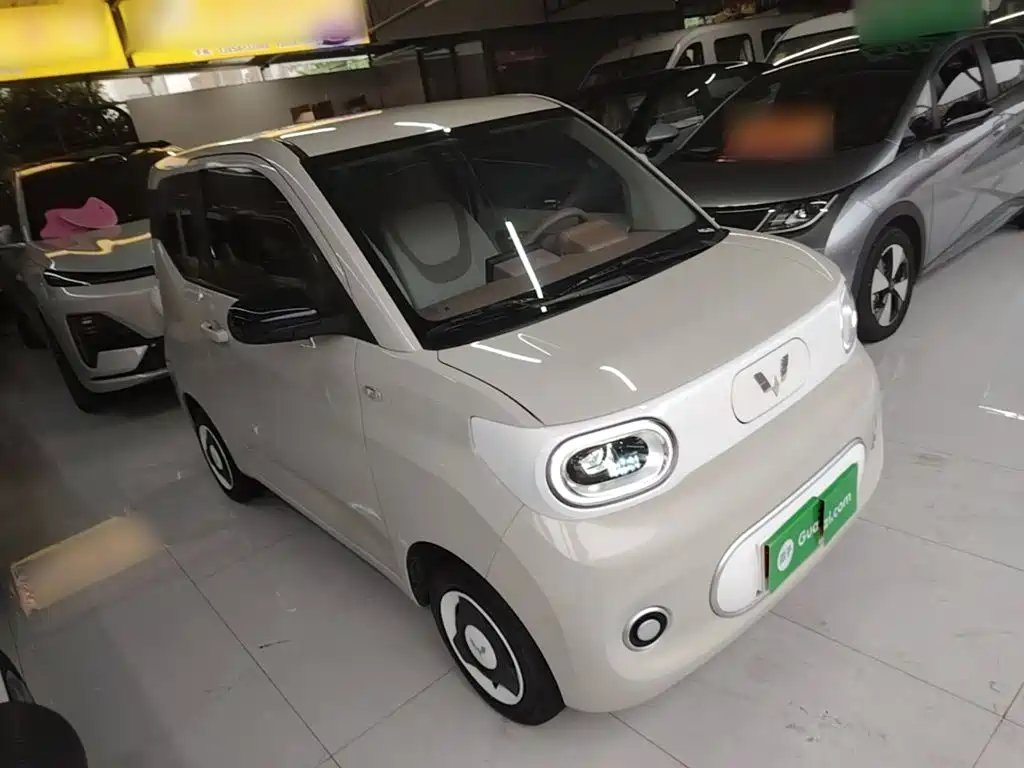 Wuling MINIEV — миниатюра 4