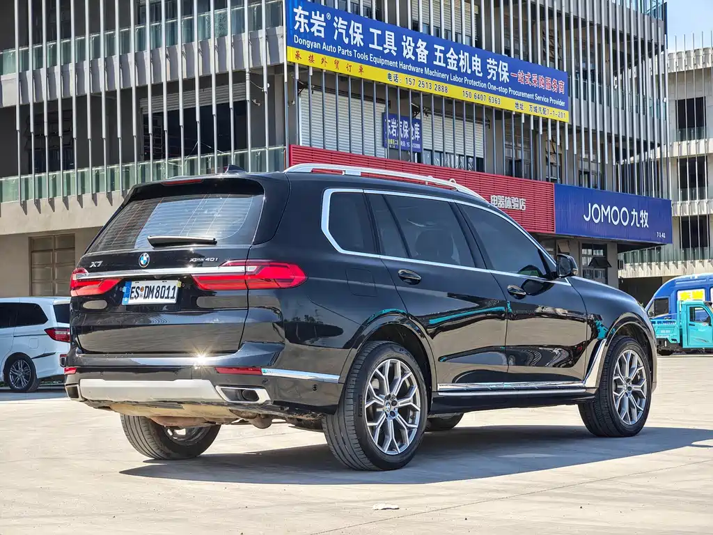 BMW X7 — миниатюра 4