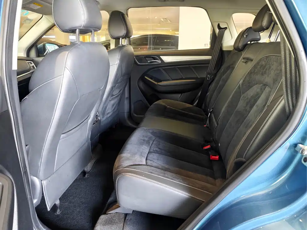 Roewe RX5 New Energy — миниатюра 5
