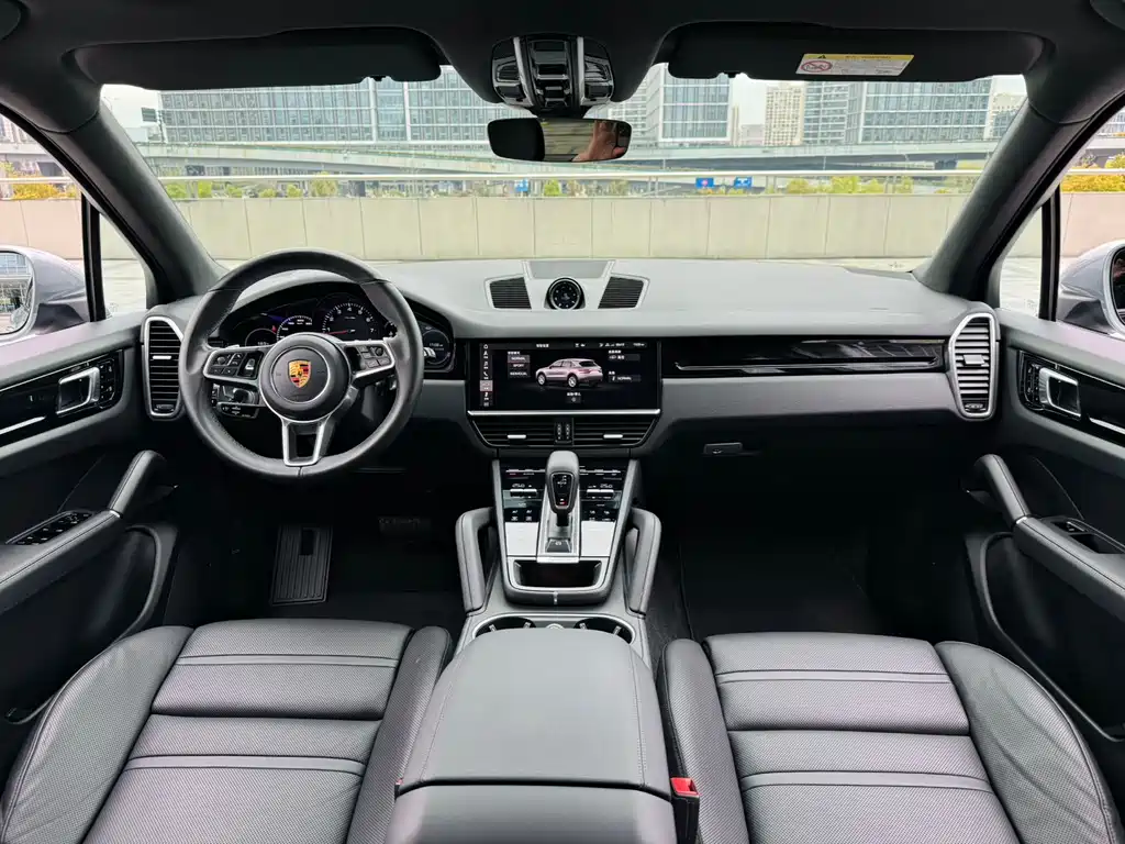 Porsche Cayenne 2019 Cayenne 3.0T