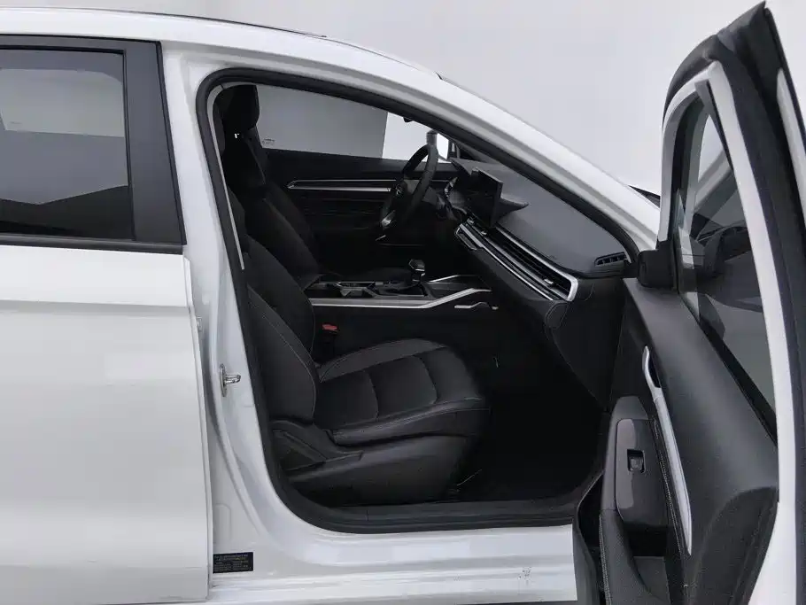 Geely Emgrand — миниатюра 8