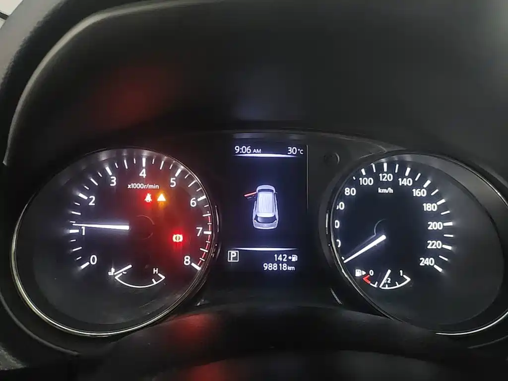 Nissan X-Trail — миниатюра 8