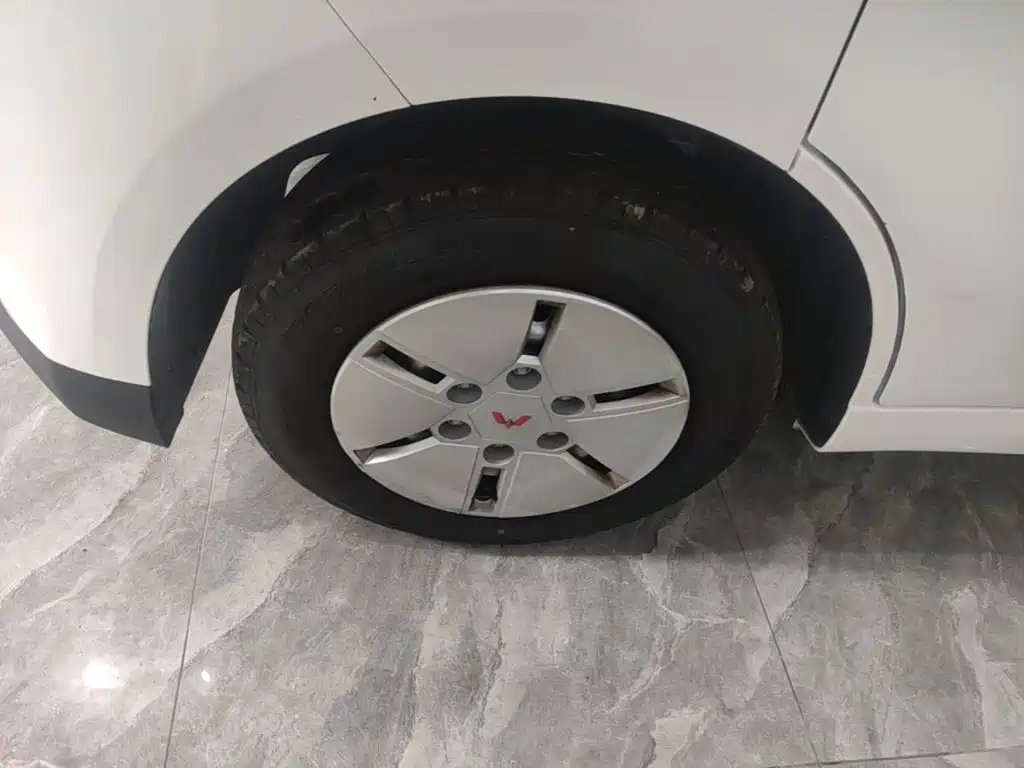 Wuling Yangguang — миниатюра 23