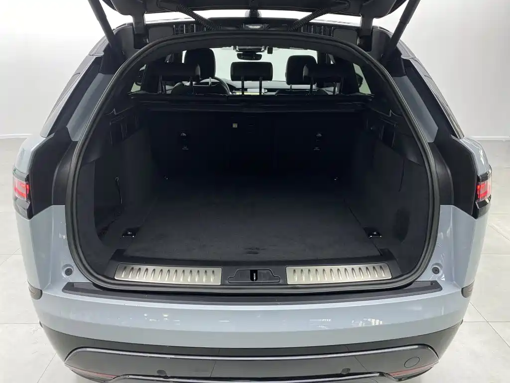 Land Rover Velar — миниатюра 3