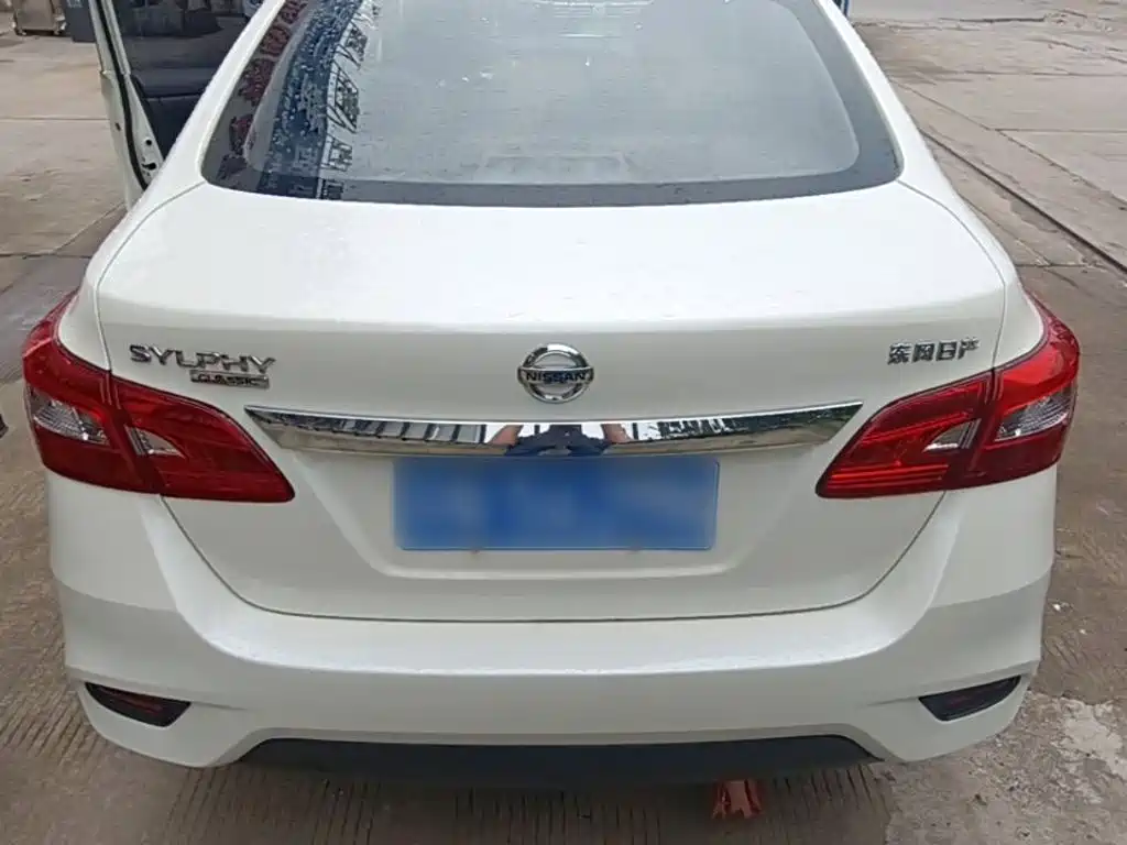 Nissan Sylphy — миниатюра 6