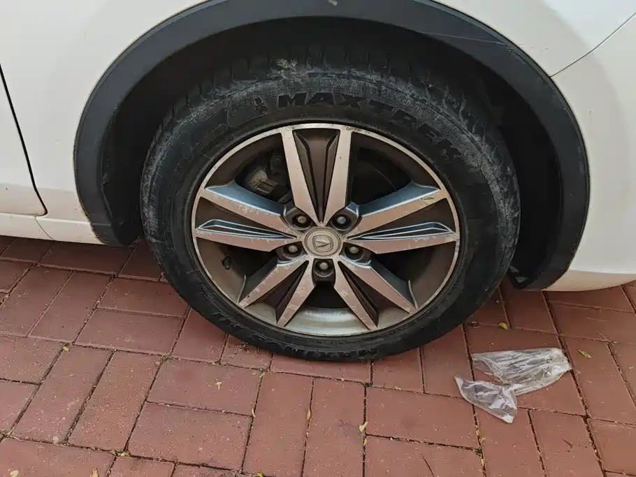 Changan Eado XT — миниатюра 6