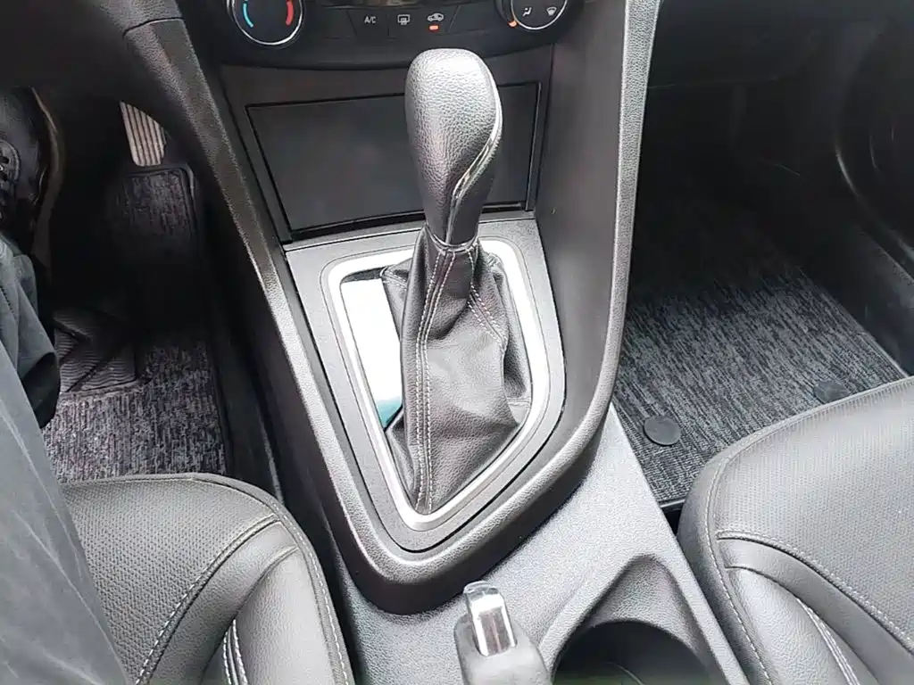 Buick Excelle — миниатюра 14