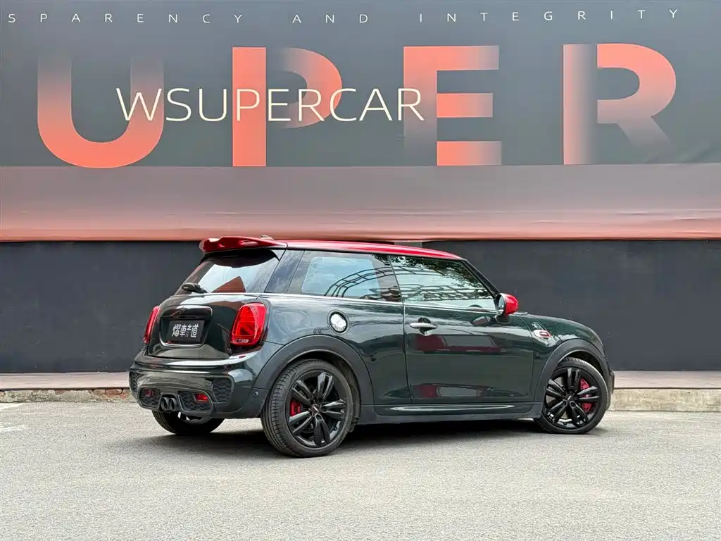 Mini JCW 2015 2.0T JOHN COOPER WORKS