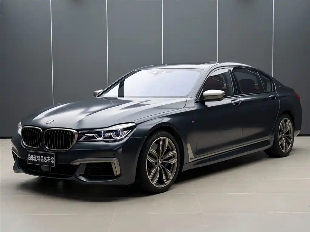 BMW 7 SERIES