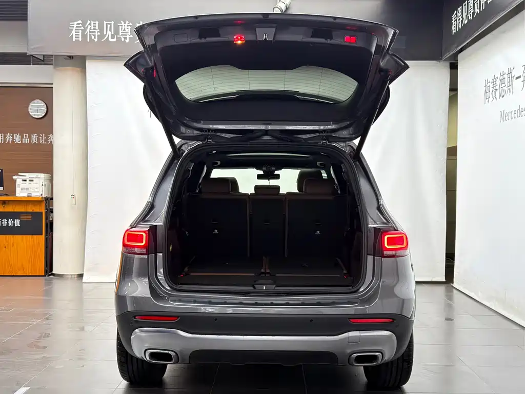 Mercedes-Benz GLB — миниатюра 16