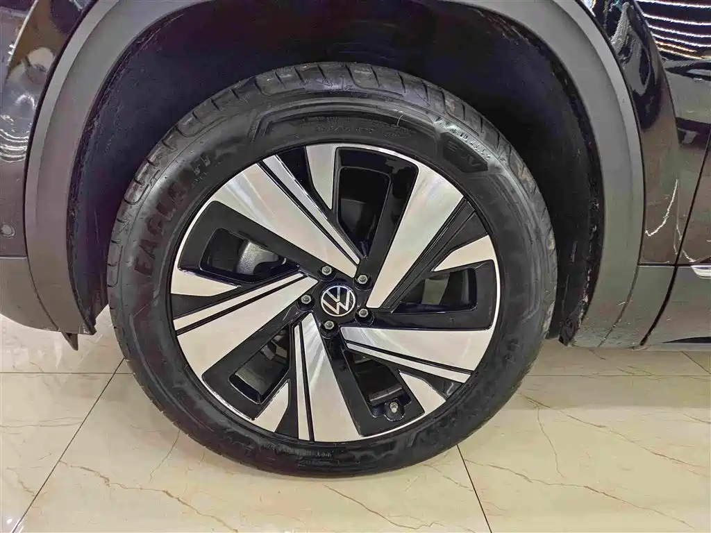Volkswagen Teramont — миниатюра 10